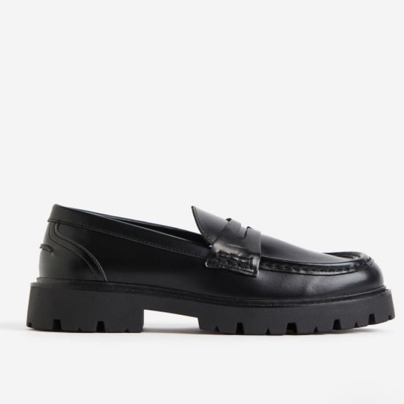 NEW H&M Chunky Loafers in Black - Picture 3 of 14
